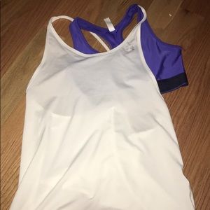 NWOT Under armour built in bra tank